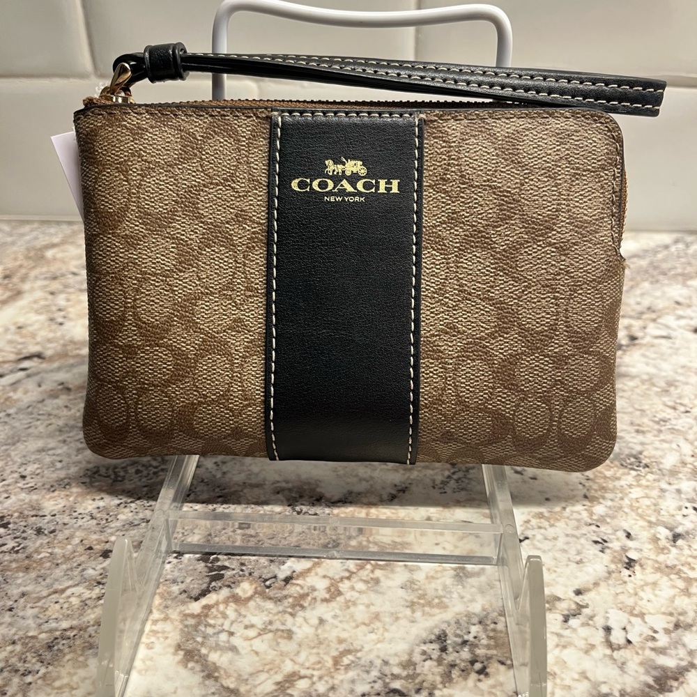 COACH Signature Coated Zip Top Wristlet Style No CJ792 NWT
